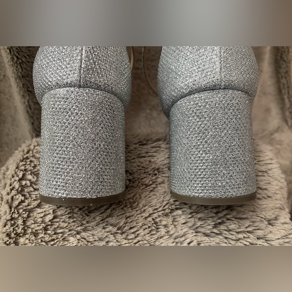 Nina block heeled sandal - Picture 7 of 11